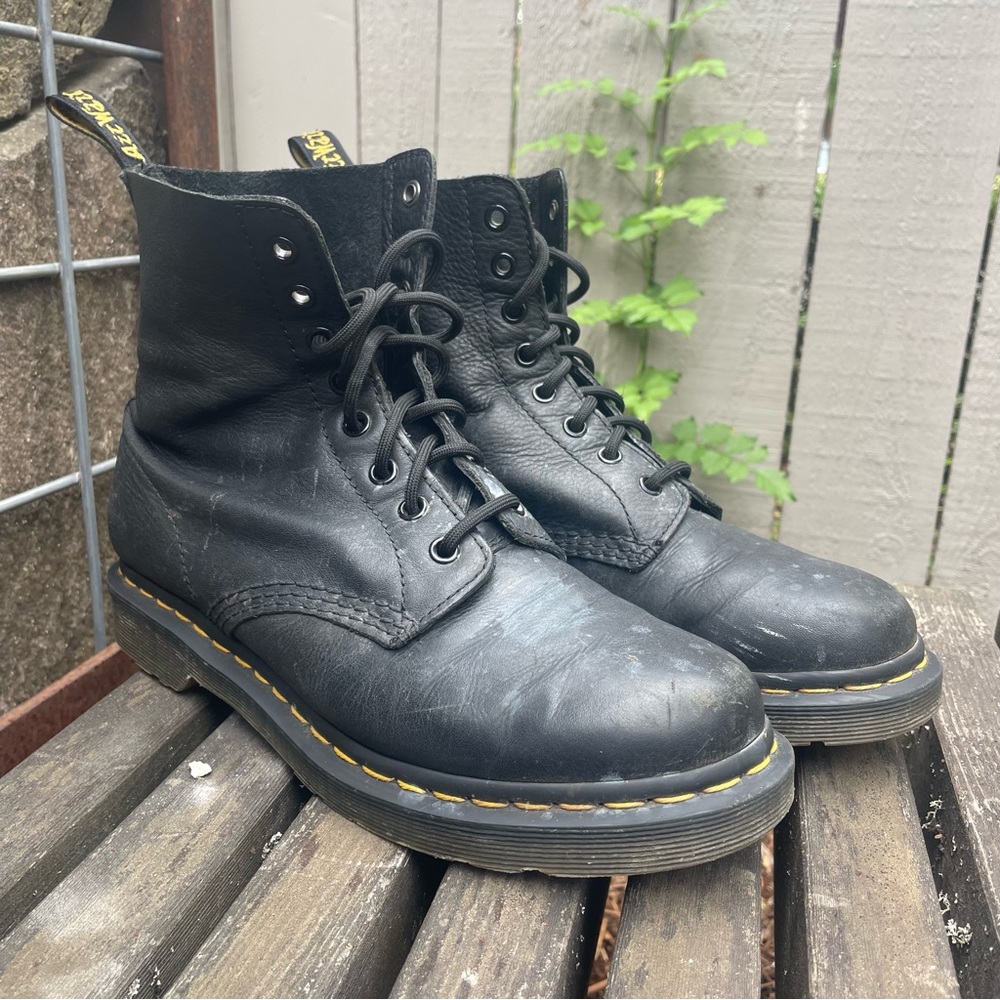 Dr. Martens 1460 Pascal Virginia leather boot